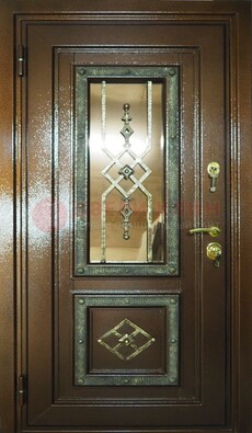 Теплая входная дверь со стеклом и ковкой разноцветной ДСК-13 в Сочи